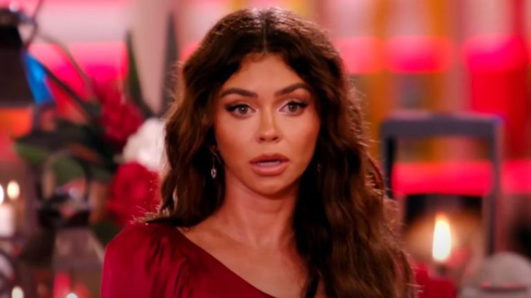 Sarah Hyland shocked hosting Love Island USA