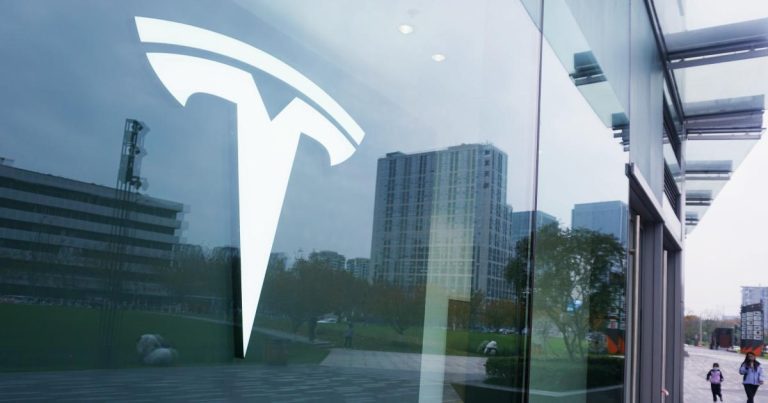 Tesla commence à vendre des variantes Model S et Model X moins chères avec des gammes plus courtes