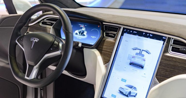 Tesla fait face à une nouvelle enquête de sécurité après un accident mortel