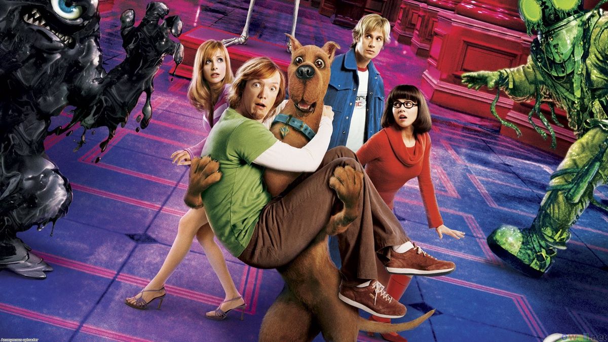 la couverture de Scooby Doo : Les monstres se déchaînent, avec le Scooby Gang au centre