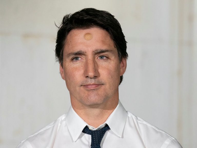 PREMIÈRE LECTURE : Pourquoi Trudeau ne démissionne pas