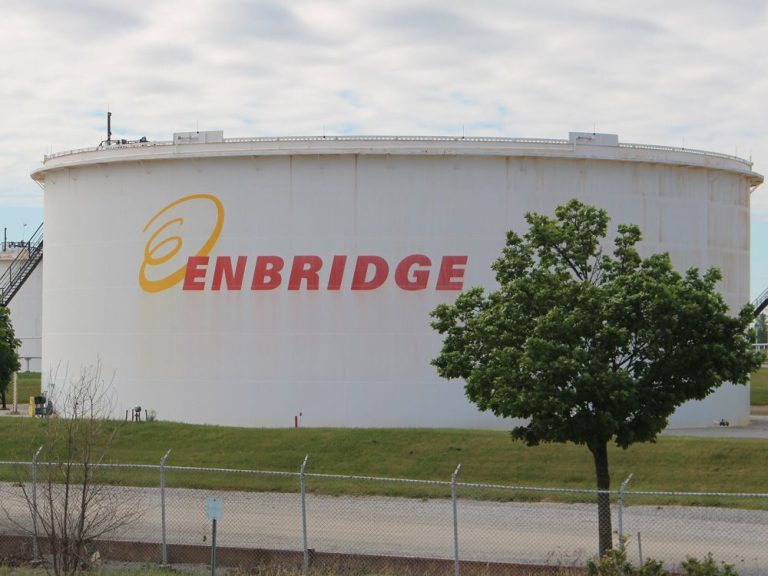 Enbridge va acheter 3 services publics américains pour 14 milliards de dollars en espèces et en dette