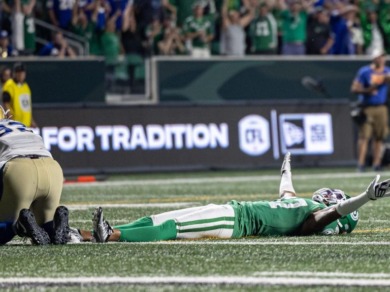 REVUE BLEU : Les Bombers n’ont personne d’autre à blâmer qu’eux-mêmes pour la défaite contre les Roughriders