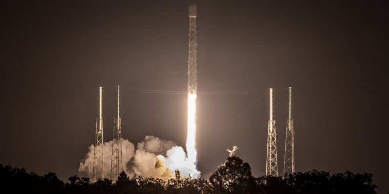 SpaceX a battu son record du nombre de lancements en un an