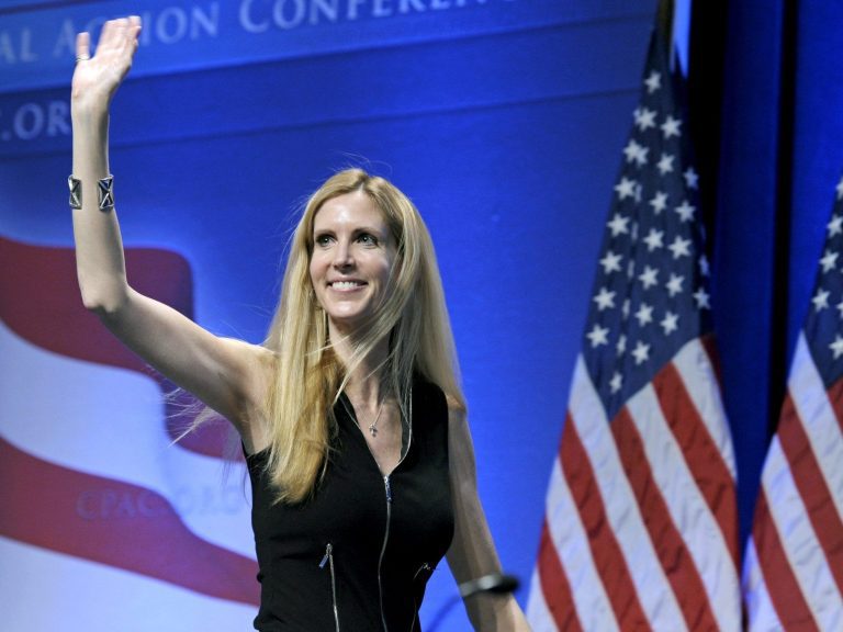 Ann Coulter, qui déteste Donald Trump, qualifie l’ex-président de « putain de gigantesque »