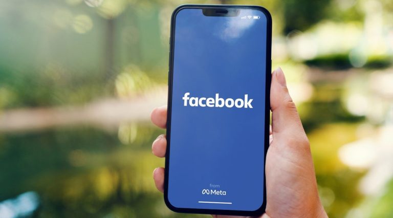 Les pirates utilisent Facebook Messenger pour diffuser des logiciels malveillants voleurs de mots de passe : comment rester en sécurité