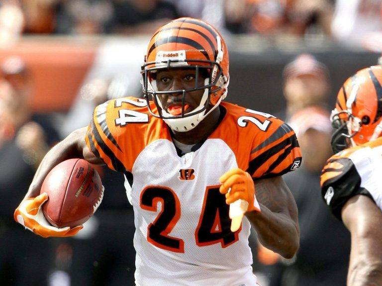 L’ancien joueur des Bengals Adam « Pacman » Jones arrêté à l’aéroport de Cincinnati