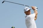 Vincent Norrman, de Suède, regarde son coup de départ sur le septième trou lors de la deuxième partie du tournoi de golf 3M Open au Tournament Players Club, le vendredi 28 juillet 2023, à Blaine, Minnesota. 