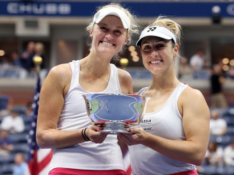 La Canadienne Dabrowski et son partenaire Routliffe remportent le titre en double féminin de l’US Open