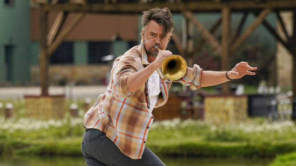 Josh Duhamel dans la première de la série 'Buddy Games' sur CBS