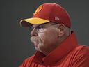 L'entraîneur-chef des Chiefs de Kansas City, Andy Reid, prend la parole lors d'une conférence de presse à la suite d'un match de football de la NFL contre les Lions de Détroit le jeudi 7 septembre 2023, à Kansas City, Missouri. Les Lions ont gagné 21-20.