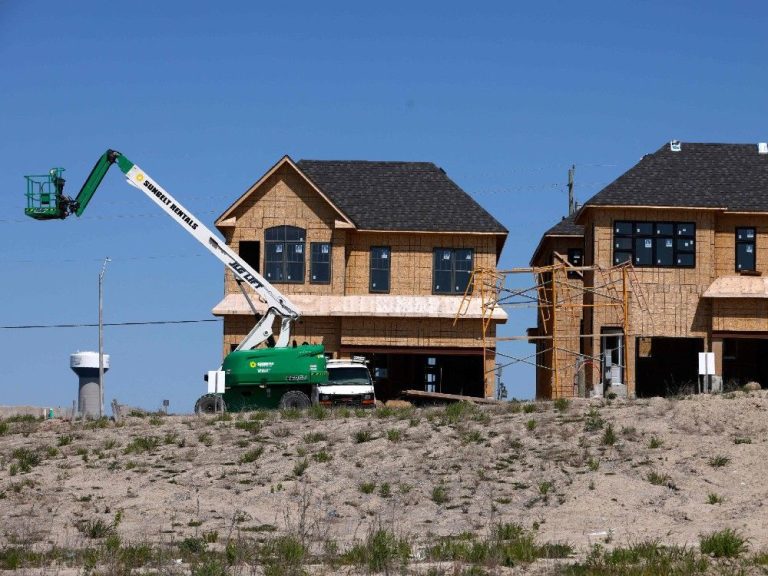 Randall Denley : Allez vers l’est, Doug Ford, où plus de maisons peuvent être construites avec moins de controverses