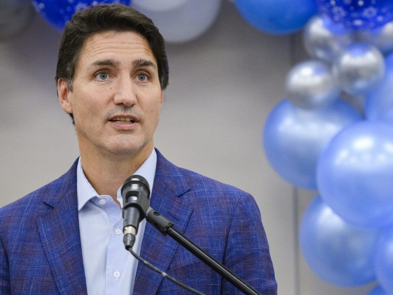 LILLEY : La promesse ridicule de Trudeau de taxer les épiciers pour faire baisser les prix