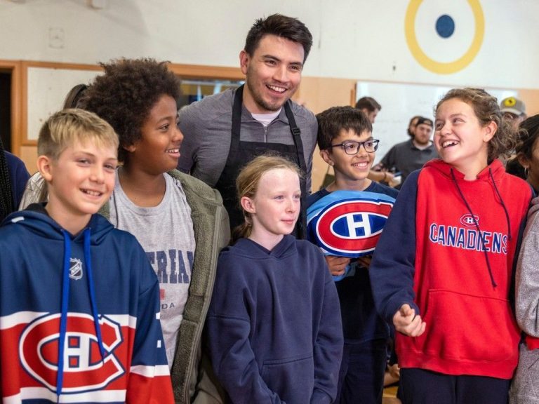 Stu Cowan : Nick Suzuki devient plus à l’aise en tant que capitaine des Canadiens