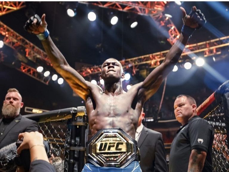 L’ancien champion de l’UFC Adesanya plaide coupable de conduite en état d’ébriété