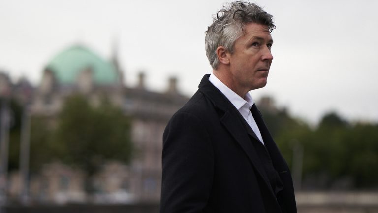 Aidan Gillen de Barber sur le rôle d'un détective privé et les souvenirs de Game Of Thrones et The Wire [Exclusive Interview]
