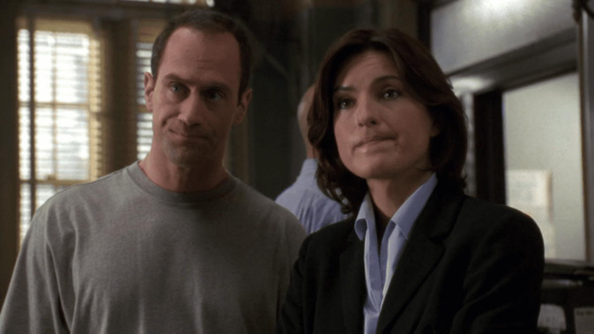 Après avoir revu Law And Order : le pilote de SVU pour le 24e anniversaire, j'ai réalisé quelque chose d'essentiel à propos d'Olivia Benson de Mariska Hargitay
