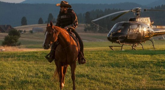 CBS a peut-être censuré Yellowstone, mais cela ne souffre certainement pas