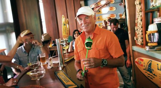 Comment Jimmy Buffett (et ses margaritas) sont venus dans Jurassic World pour ce camée