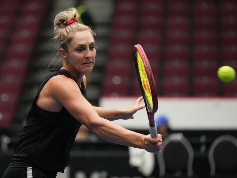 Dabrowski d’Ottawa et son partenaire Routliffe se qualifient pour les demi-finales du double féminin de l’US Open