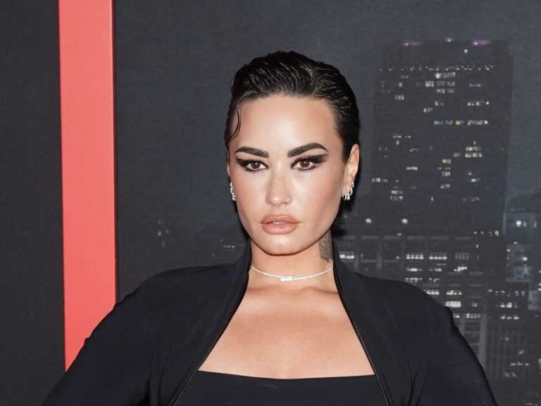 Demi Lovato surprend avec son apparition dans « The Masked Singer »