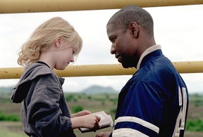 Denzel Washington et Dakota Fanning dans Man On Fire.