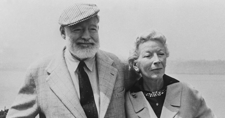 Hemingway a survécu à deux accidents d’avion.  Une lettre à leur sujet vient d’être vendue pour plus de 237 000 $.