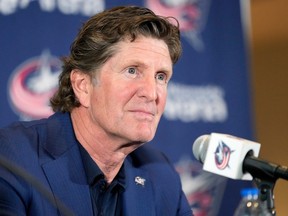 Avec Mike Babcock, le plus difficile est de comprendre pourquoi il fait ce qu'il fait – et comment ses diverses cascades sont liées à son travail, qui consiste à gagner des matchs de hockey, écrit Jack Todd.