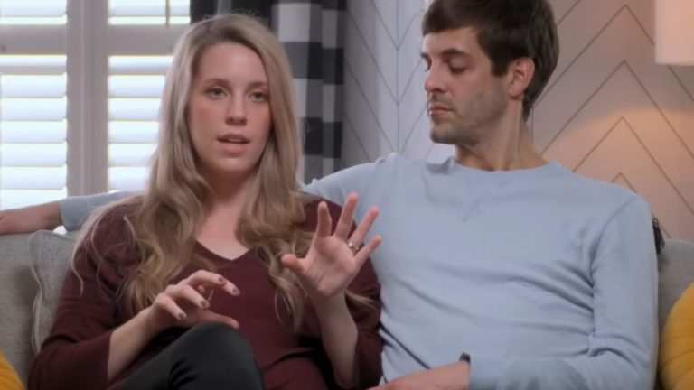 Jill Duggar Dillard and Derick Dillard on Shiny Happy People: Dillard Family Secrets.