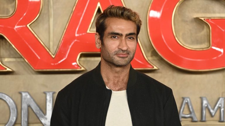 Kumail Nanjiani n'est pas Prismo dans Adventure Time : Fionna & Cake pour une raison « ridicule »
