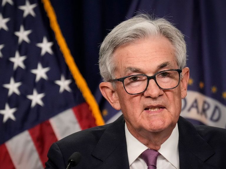 La Fed maintient ses taux inchangés mais signale une nouvelle hausse probable cette année