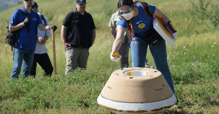 La NASA a collecté un échantillon d’un astéroïde pour la première fois – voici pourquoi c’est important