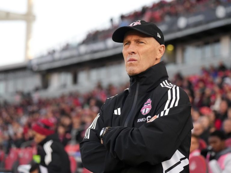 L’ancien entraîneur du Toronto FC, Bob Bradley, rejoint le club norvégien du Stabaek