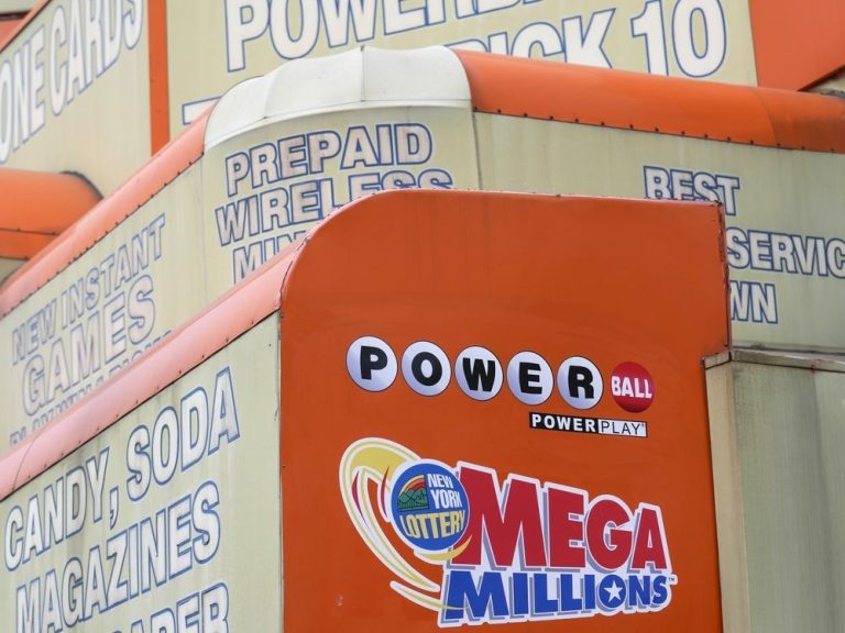 Le gagnant du jackpot Mega Millions de 1,6 milliard de dollars revendique son prix en Floride