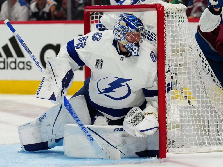 Le gardien du Lightning Vasilevskiy devrait rater les deux premiers mois de la saison après son opération