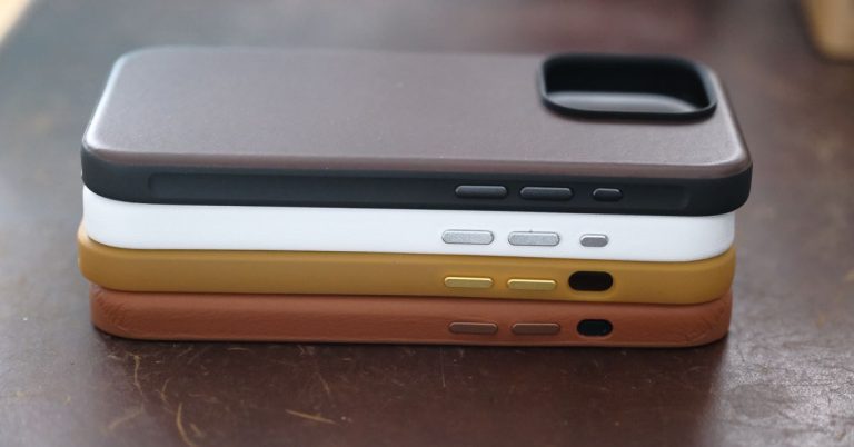 Le marché des coques pour iPhone 15 Pro est actuellement un champ de mines