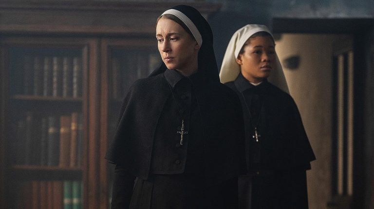 Le tournage de la scène du grand vin de The Nun 2 a nécessité beaucoup de temps (et pas de vrai vin)
