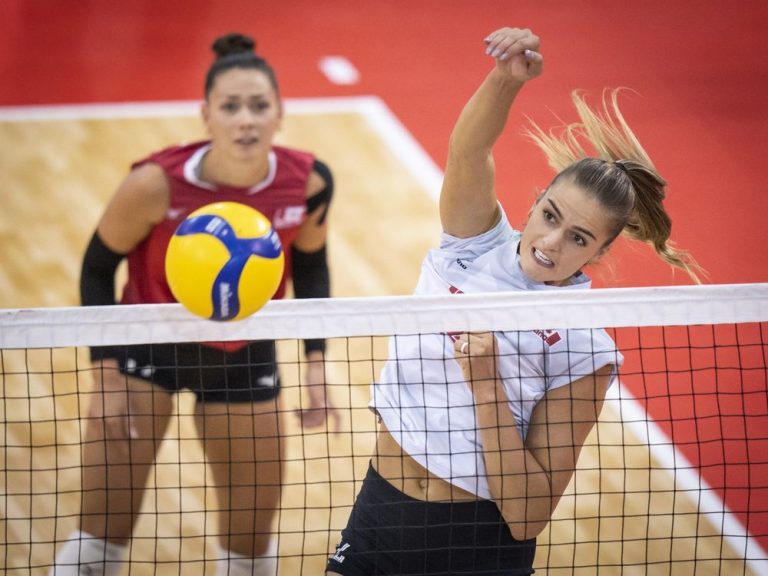 L’équipe canadienne féminine de volleyball bat le Mexique mais ne parvient pas à décrocher une place olympique