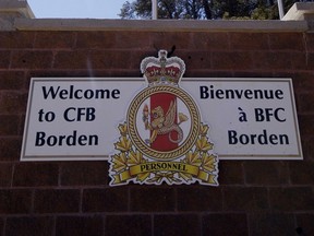 Le Centre de formation logistique des Forces canadiennes est situé à la base militaire de Borden, en Ontario.