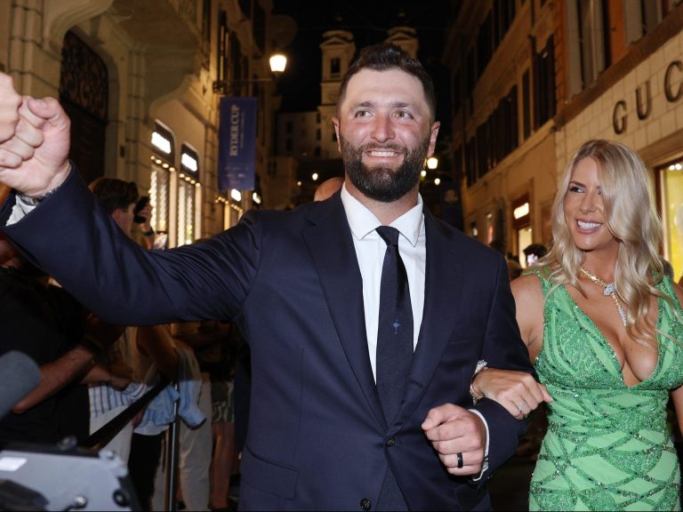 Les couples de la Ryder Cup ont l’air bien au gala en Italie