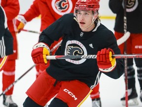 L'attaquant Etienne Morin participe au camp d'entraînement des espoirs des Flames de Calgary 2023 à WinSport à Calgary le jeudi 14 septembre 2023. Gavin Young/Postmedia