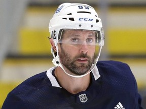 Sam Gagner, qui a joué pour les Jets de Winnipeg lors de la saison 2022-23, est au camp d'entraînement des Oilers d'Edmonton en 2023.