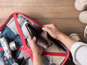 Peu de Canadiens sont prêts à reporter leurs vacances même s'ils craignent d'atteindre leurs objectifs financiers.