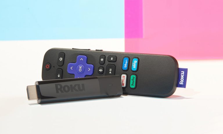 Roku licencie 300 employés et supprime le contenu en streaming pour économiser de l’argent