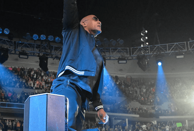 The Rock visite « SmackDown » – TVLine