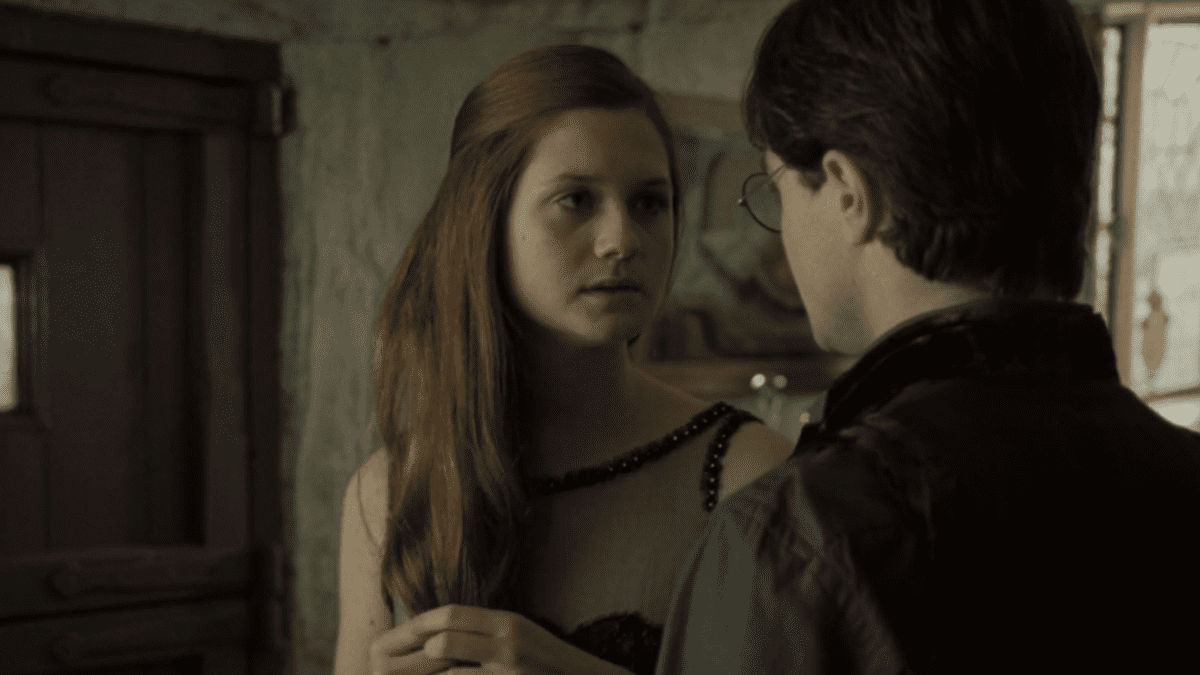 Bonnie Wright in Harry Potter 7