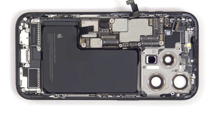 Un premier démontage de l’iPhone 15 Pro apparaît à l’intérieur du nouveau téléphone phare d’Apple