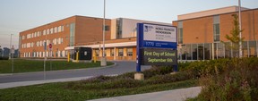 École secondaire Nora Frances Henderson à Hamilton, en Ontario, le mercredi 6 septembre 2023. Ernest Doroszuk/Toronto Sun