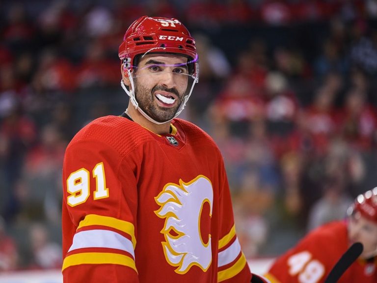 Nazem Kadri s’attend à une saison de rebond avec les Flames