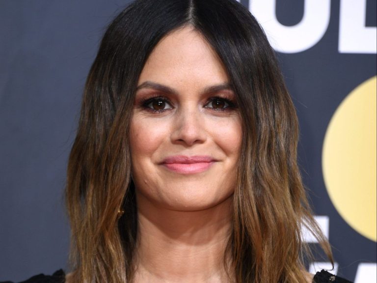 Rachel Bilson trouve « bizarre » que des hommes célibataires dans la quarantaine n’aient eu des relations sexuelles qu’avec quatre femmes.